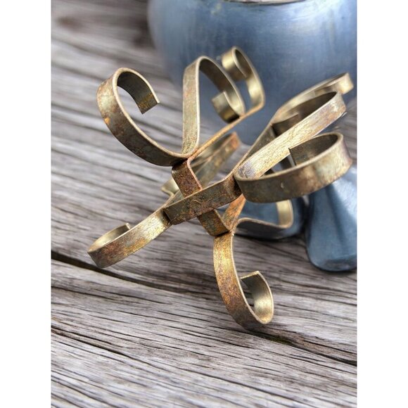 Vintage Cobalt Blue Ruffle Glass Bud Vase in Metal Scroll Stand 9" - Picture 7 of 7